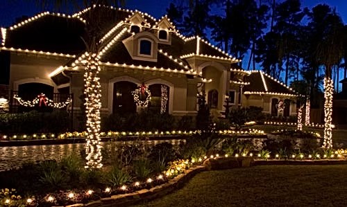 Permanent roofline lighting with landscape accent lighting, Orlando FL